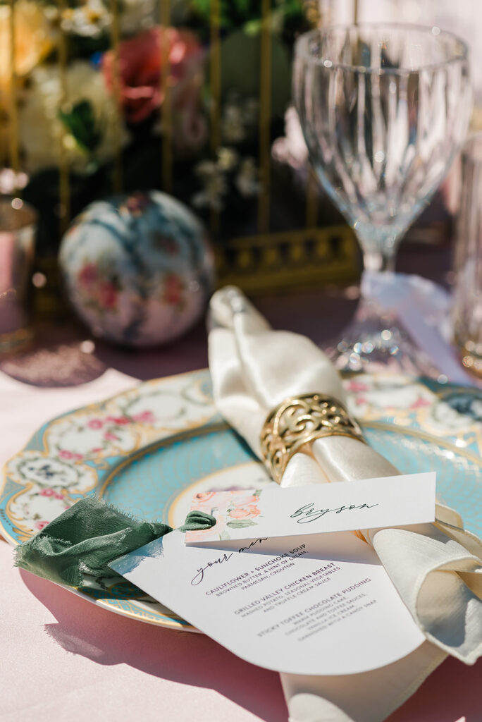 Details of plates and menus of reception set up by Oui Do Events